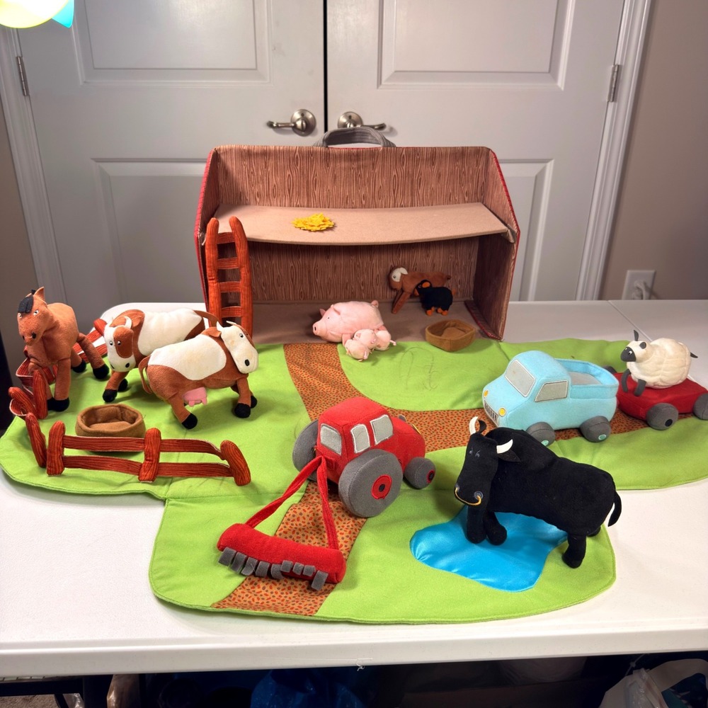 IKEA Landlig Plush Barn Farm Playset Soft Toy Carrying Case Animals 22pc Set